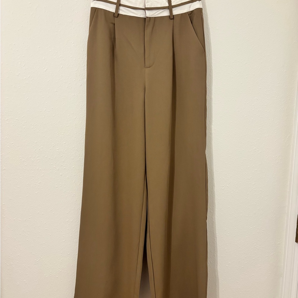 Le Lis Tan Trousers With White Details